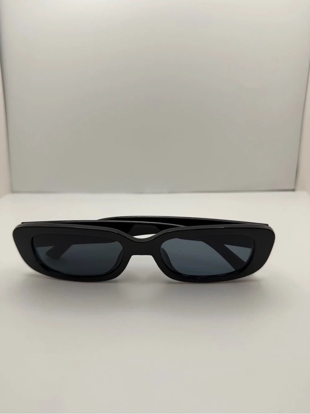 Matte Black Rectangular Sunglasses - Unbranded